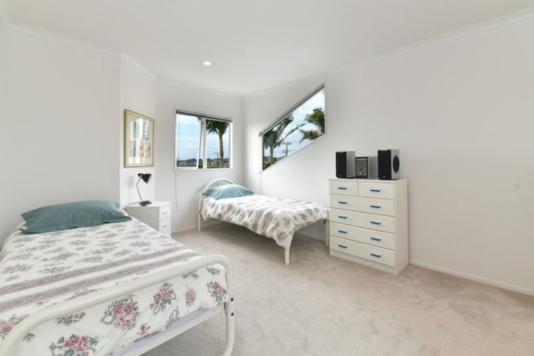 Photo of property in 174 Vipond Road, Stanmore Bay, Whangaparaoa, 0932