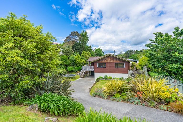 Photo of property in 110 Renown Road, Raumati South, Paraparaumu, 5032