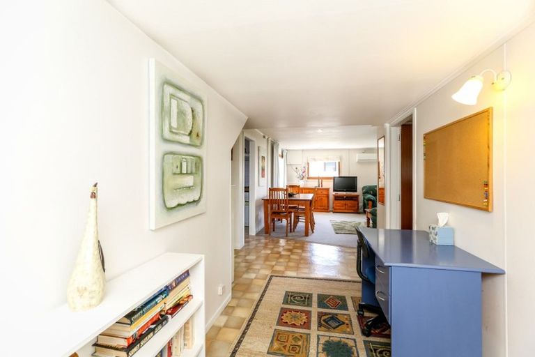 Photo of property in 13d Wallace Place, Westown, New Plymouth, 4310