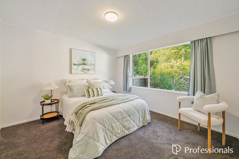 Photo of property in 180 Major Drive, Kelson, Lower Hutt, 5010
