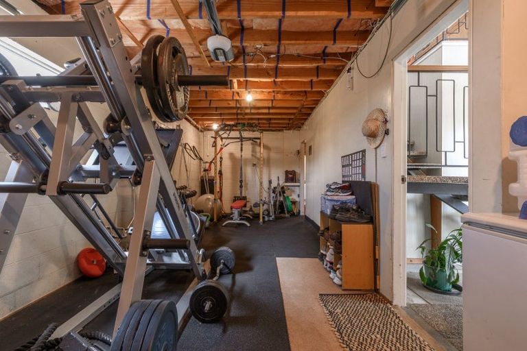 Photo of property in 92 Valley Road, Mount Maunganui, 3116