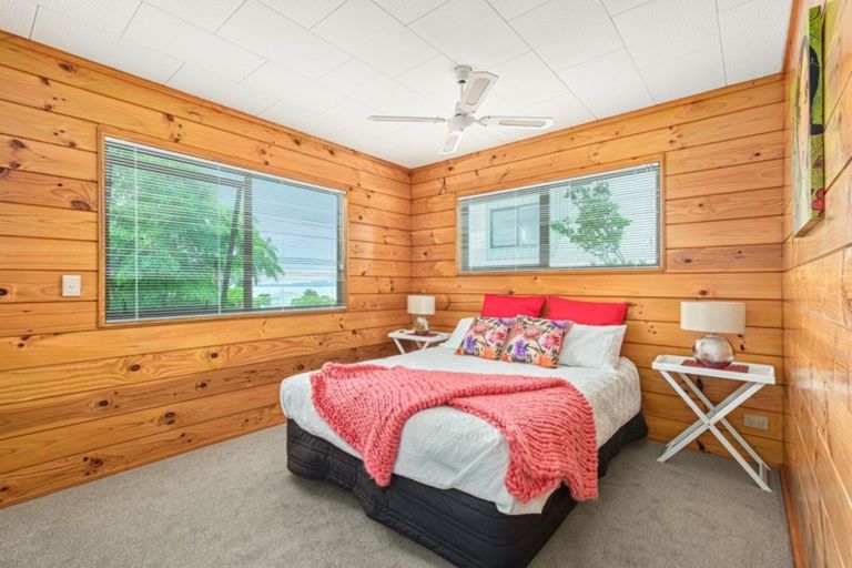 Photo of property in 18 Kawau View Road, Snells Beach, 0920