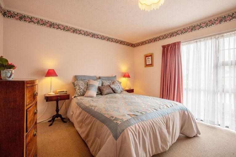 Photo of property in 85b Oxford Street, Tawa, Wellington, 5028