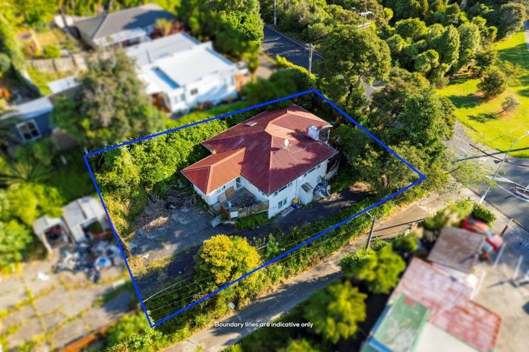 Photo of property in 7 Rangeview Road, Sunnyvale, Auckland, 0612