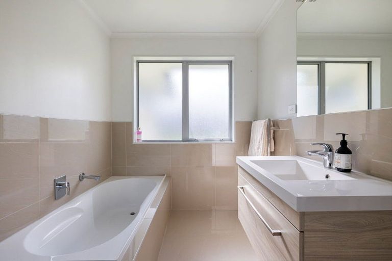 Photo of property in 60 Watkins Road, Cambridge, 3434