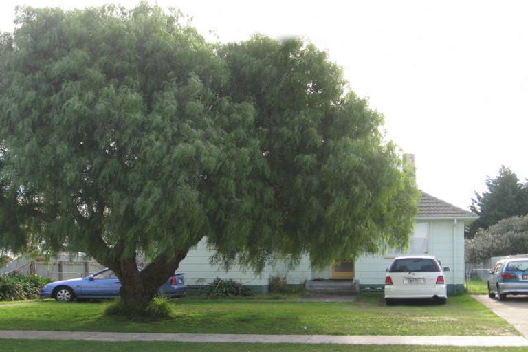 Photo of property in 1202 Jellicoe Street, Mayfair, Hastings, 4122