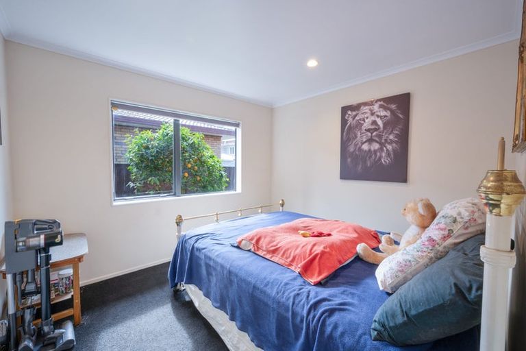 Photo of property in 64a Clevedon Road, Papakura, 2110