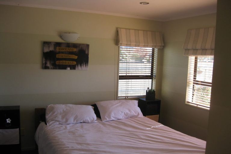 Photo of property in 2/38 Porutu Street, Fairfield, Lower Hutt, 5011
