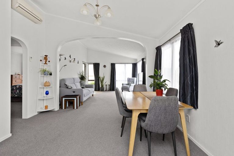 Photo of property in 8b Banff Place, Tamatea, Napier, 4112