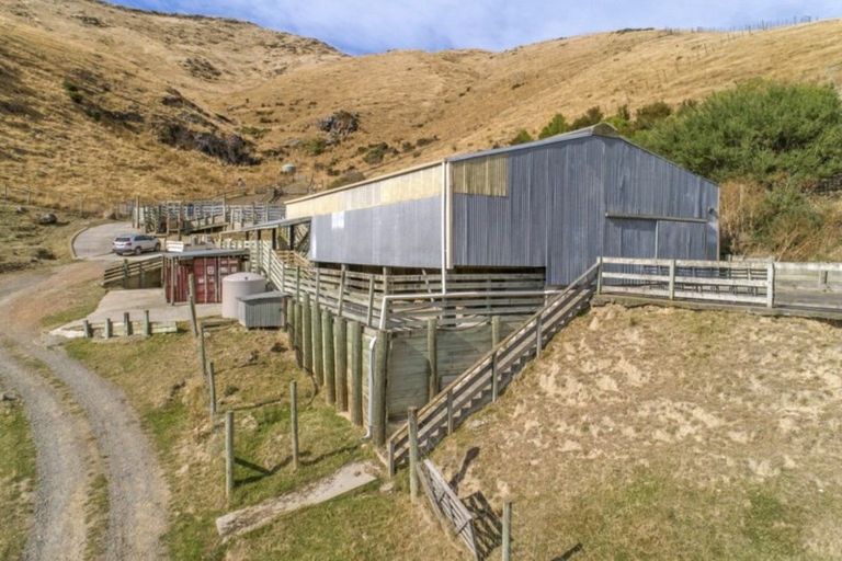 Photo of property in 91 Avoca Valley Road, Heathcote Valley, Christchurch, 8022