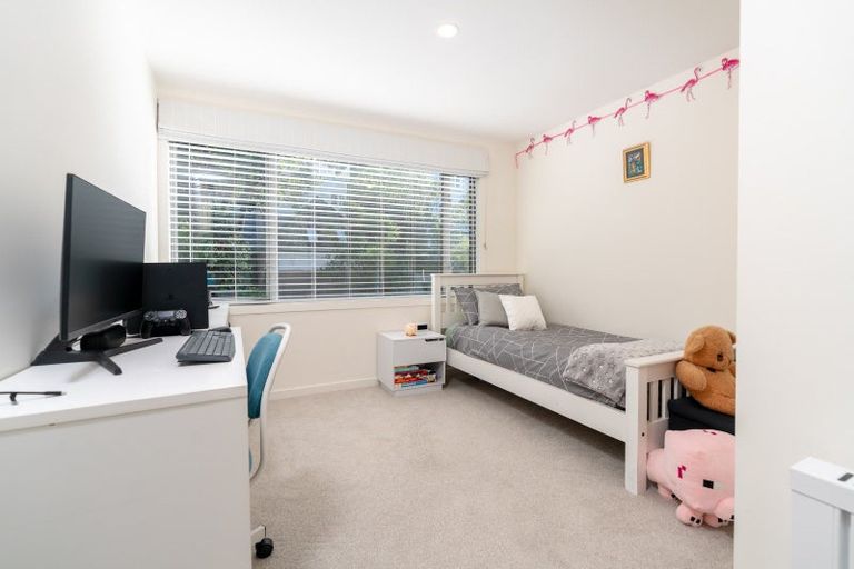 Photo of property in 35a Ngaio Road, Kelburn, Wellington, 6012