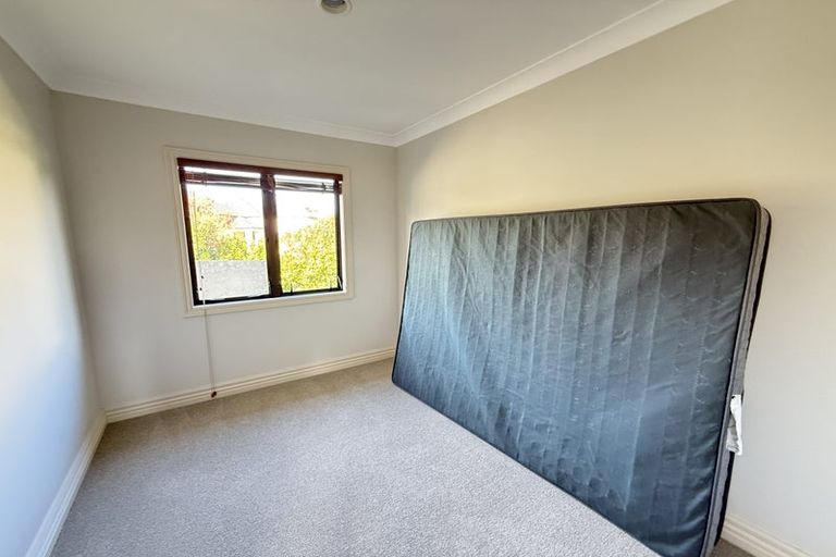 Photo of property in 11 Dunvegan Rise, East Tamaki Heights, Auckland, 2016