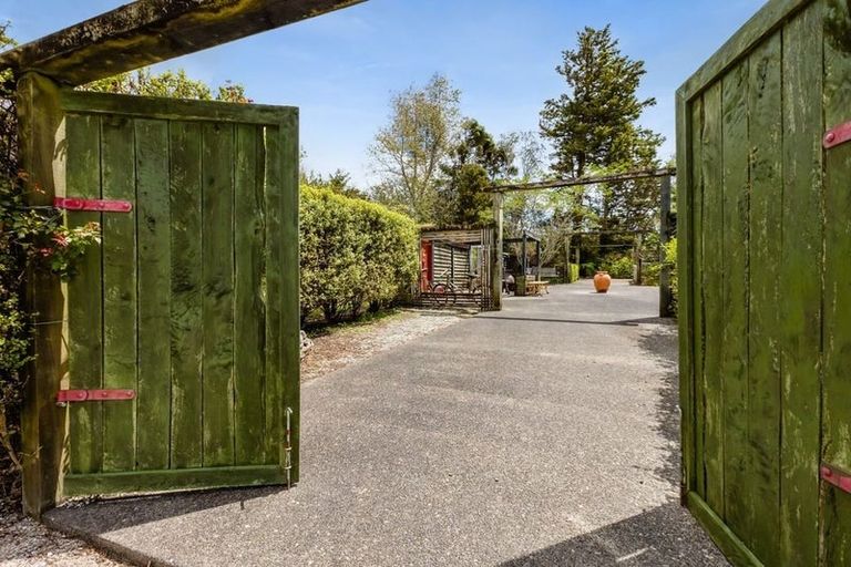 Photo of property in 1283 Mangorei Road, Mangorei, New Plymouth, 4371