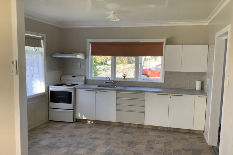 Photo of property in 161 Weraroa Road, Levin, 5510