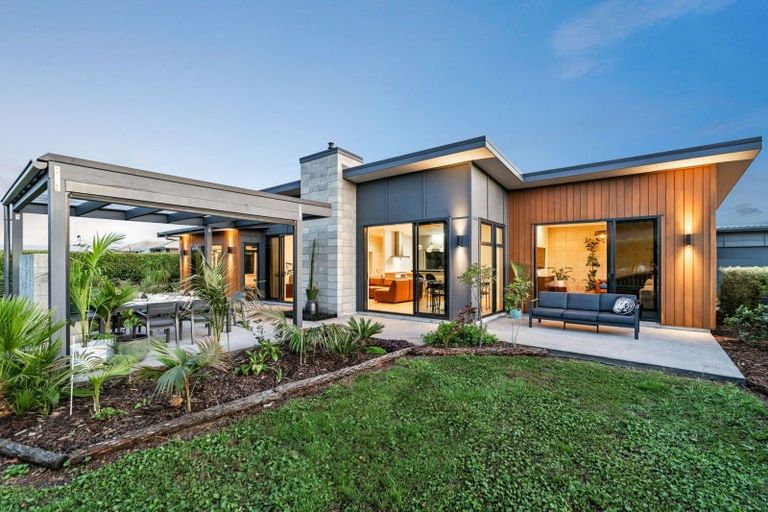 Photo of property in 39 Karanui Road, Te Kamo, Kamo, 0185