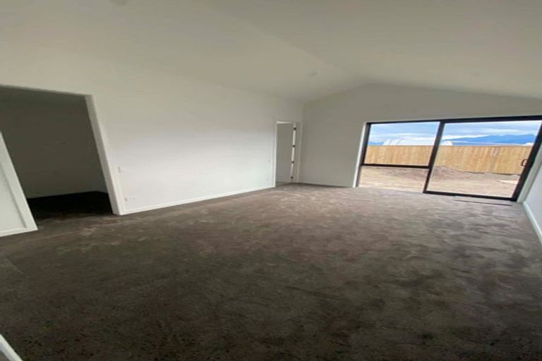 Photo of property in 28 Spur Ridge Rise, Jacks Point, 9371