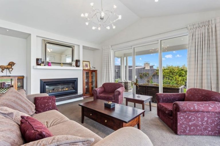 Photo of property in 61 The Esplanade, Pegasus, 7612