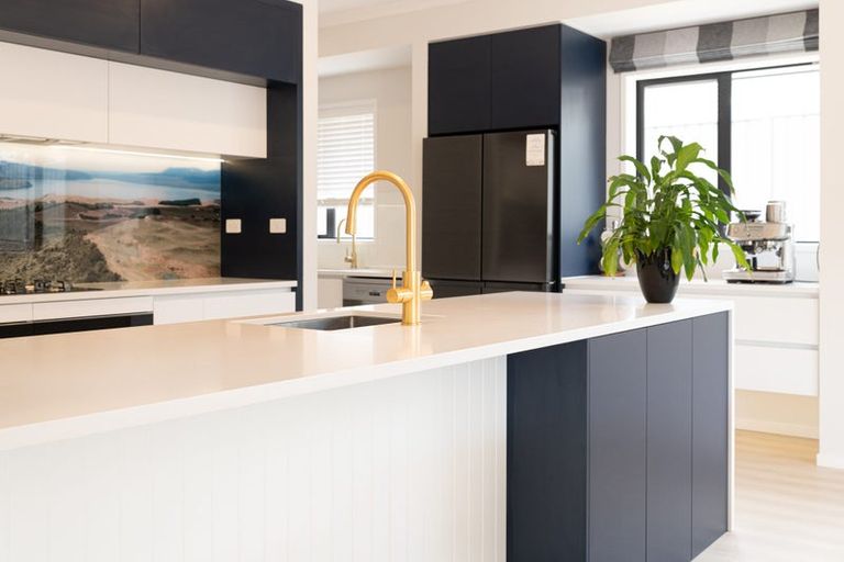 Photo of property in 52 Baxendale Drive, Matipo Heights, Rotorua, 3015