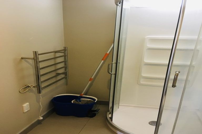 Photo of property in 93 Archers Road, Hillcrest, Auckland, 0629