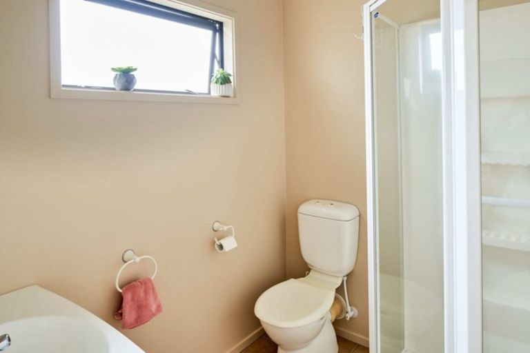 Photo of property in 9 Aspiring Terrace, Aotea, Porirua, 5024