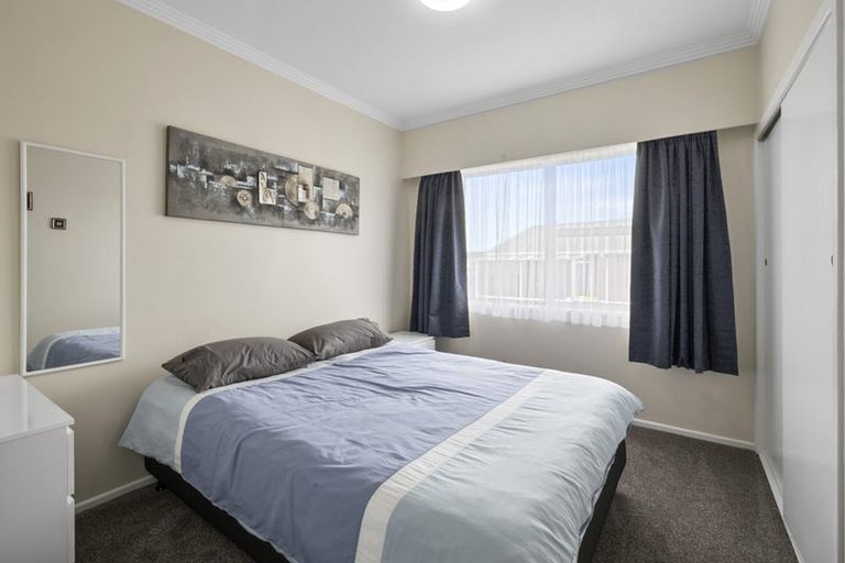Photo of property in 8 Hillcrest Street, Glen Avon, New Plymouth, 4312