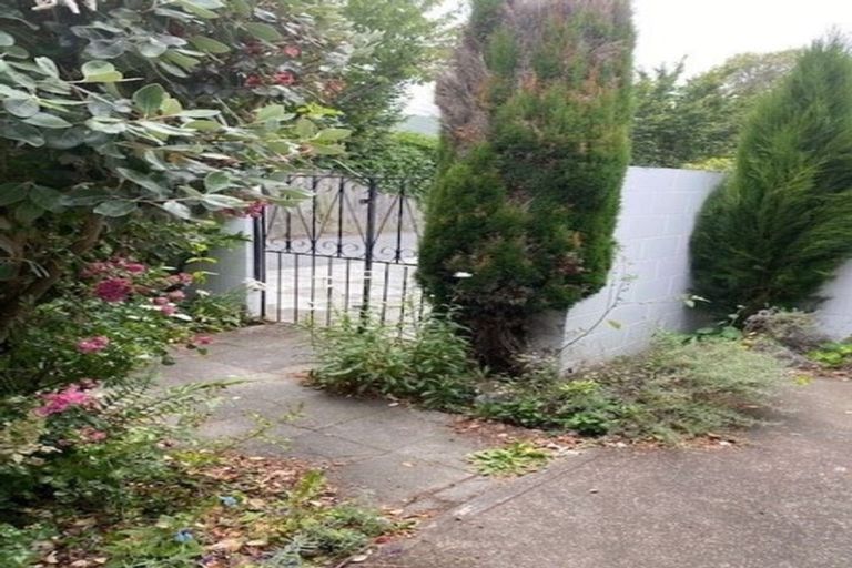 Photo of property in 2/55 Garreg Road, Bryndwr, Christchurch, 8052