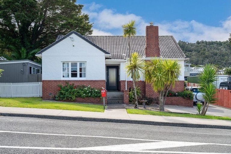 Photo of property in 38 Third Avenue, Avenues, Whangarei, 0110