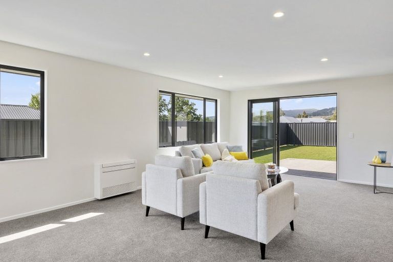 Photo of property in 8 Magnolia Lane, Mosgiel, 9024