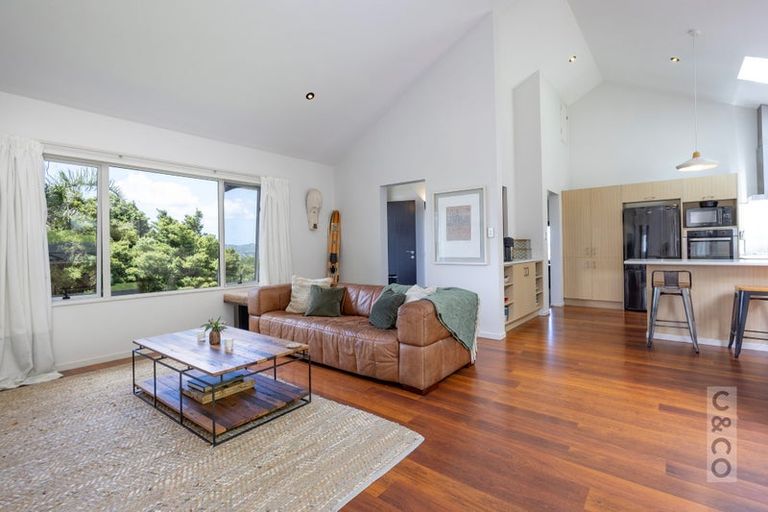 Photo of property in 75 Taylor Road, Waimauku, 0882