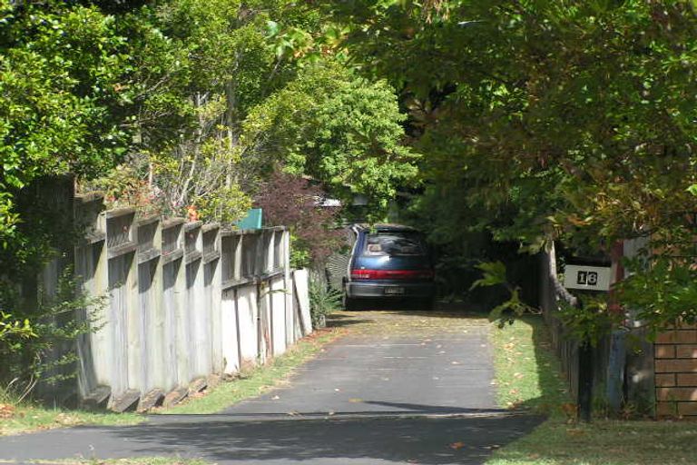 Photo of property in 18 Baltimore Place, Forrest Hill, Auckland, 0620