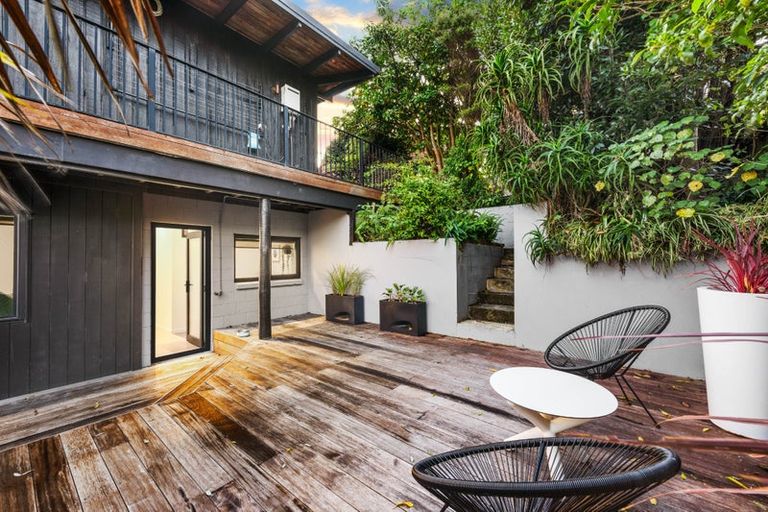 Photo of property in 175 Sandspit Road, Shelly Park, Auckland, 2014