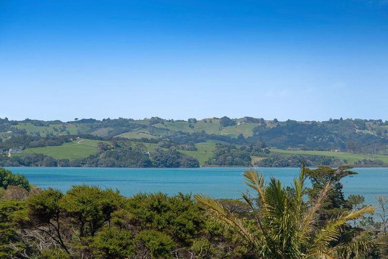 Photo of property in 388 Mahurangi East Road, Snells Beach, 0920