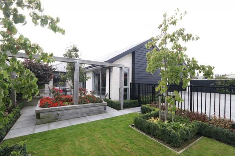 Photo of property in 39a Cameron Street, Ashburton, 7700