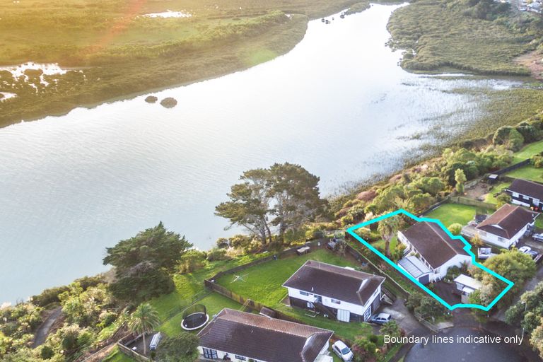 Photo of property in 20 Rukumoana Place, Clendon Park, Auckland, 2103