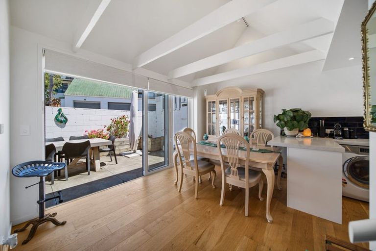 Photo of property in 5/20 Selwyn Road, Cockle Bay, Auckland, 2014