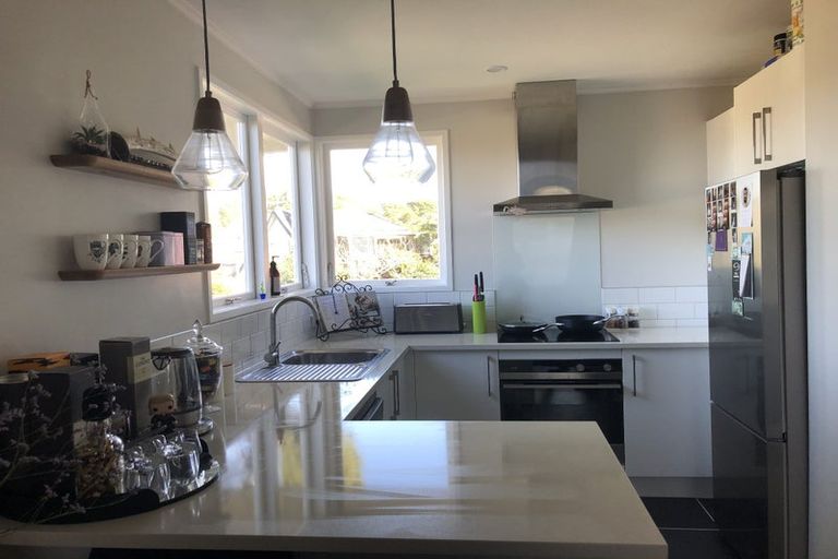 Photo of property in 1/23 Ellen Avenue, Hillcrest, Auckland, 0627