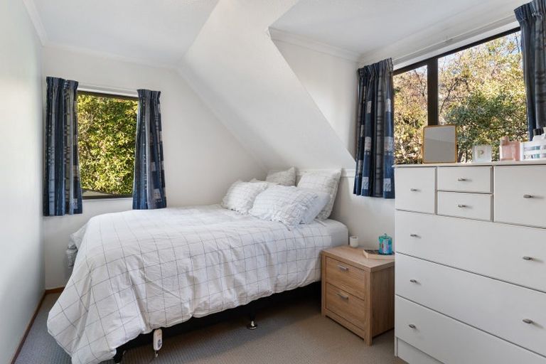 Photo of property in 66 Kinmont Crescent, Kinmont Park, Mosgiel, 9024