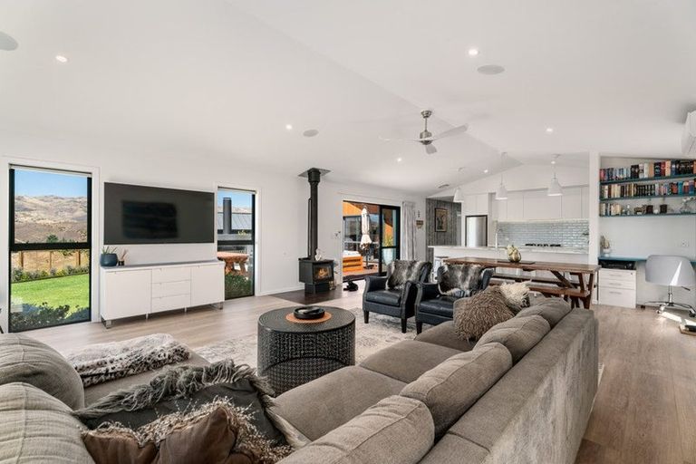 Photo of property in 48 Lynn Lane, Bannockburn, Cromwell, 9384