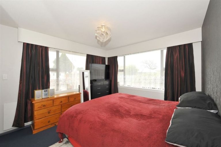 Photo of property in 67 Boston Avenue, Hornby, Christchurch, 8042