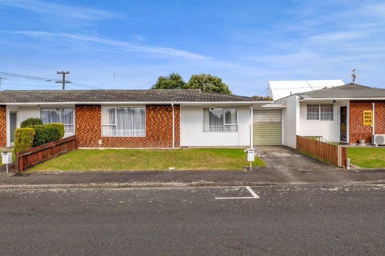 Photo of property in 1a Saltash Street, Upper Vogeltown, New Plymouth, 4310