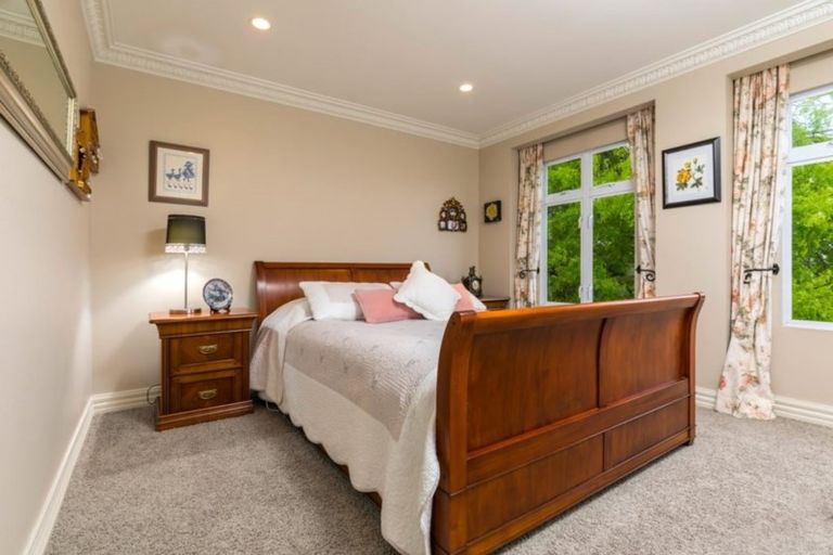 Photo of property in 12 Bushlands Park Drive, Albany, Auckland, 0632