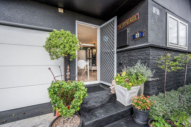Photo of property in 4/1 Gardiner Street, Westshore, Napier, 4110