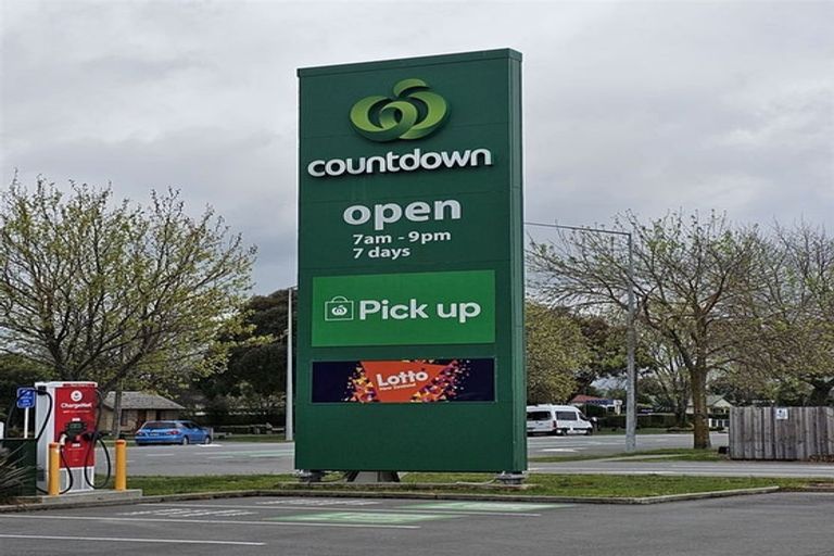 Photo of property in 18 Plover Avenue, Amberley, 7410