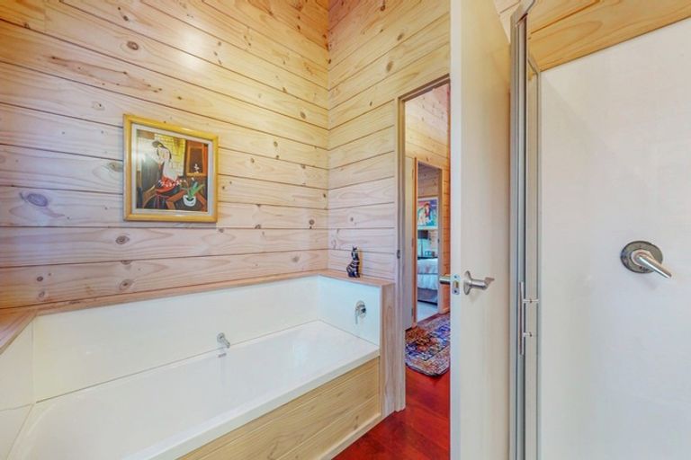 Photo of property in 79 Tangiteroria Lane, Pauanui, Hikuai, 3579