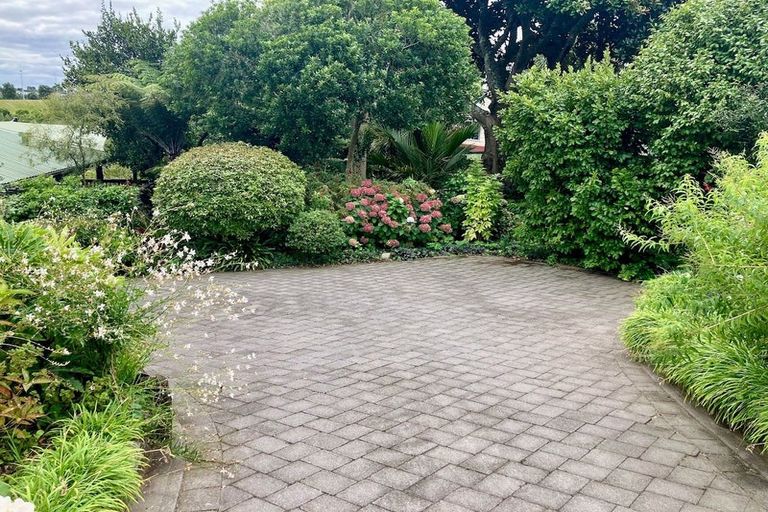 Photo of property in 13 Pamir Place, Welcome Bay, Tauranga, 3112