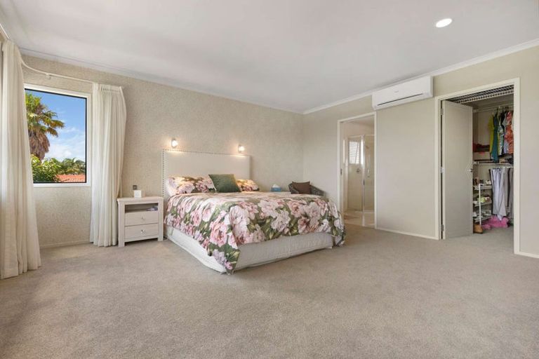 Photo of property in 115 Gravatt Road, Papamoa Beach, Papamoa, 3118