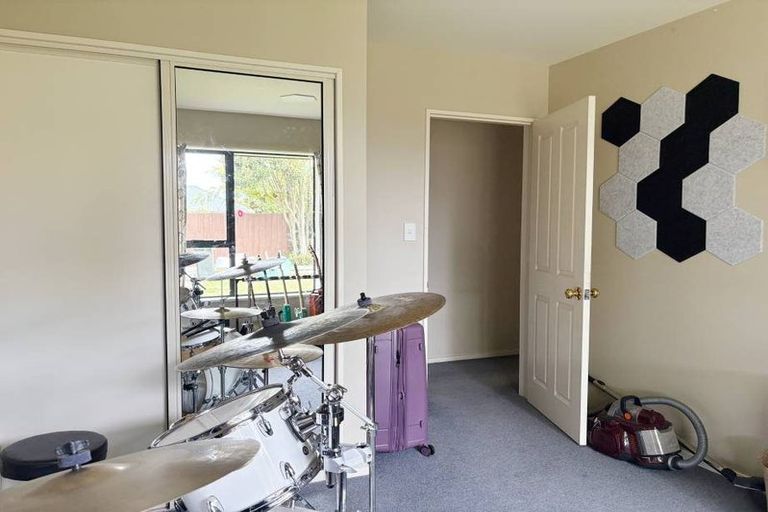 Photo of property in 35 Brigham Drive, Halswell, Christchurch, 8025