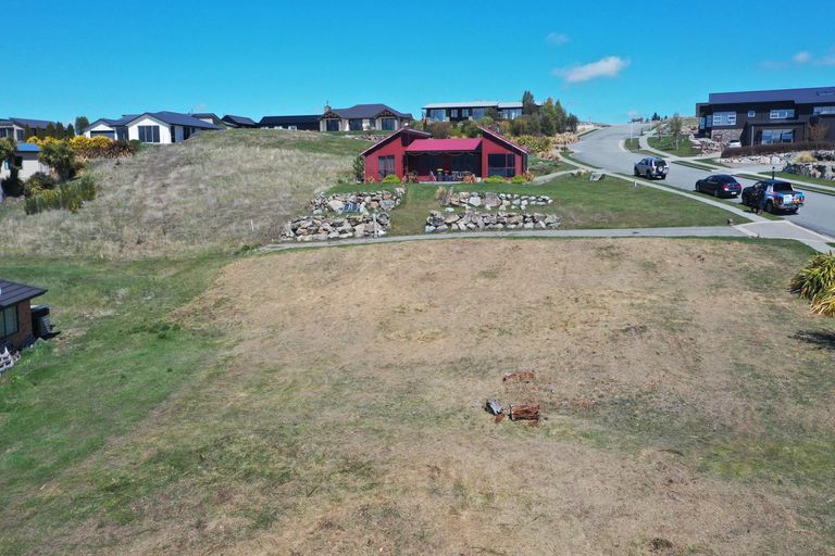 Photo of property in 35 D'archiac Drive, Lake Tekapo, 7999