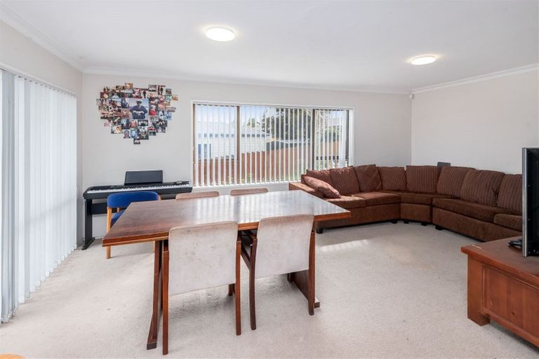 Photo of property in 23 Jandell Crescent, Bucklands Beach, Auckland, 2014