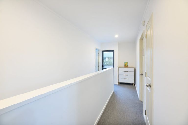 Photo of property in 9 Butia Avenue, Henderson, Auckland, 0612
